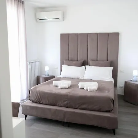Πανσιόν Airport Grey 3*
