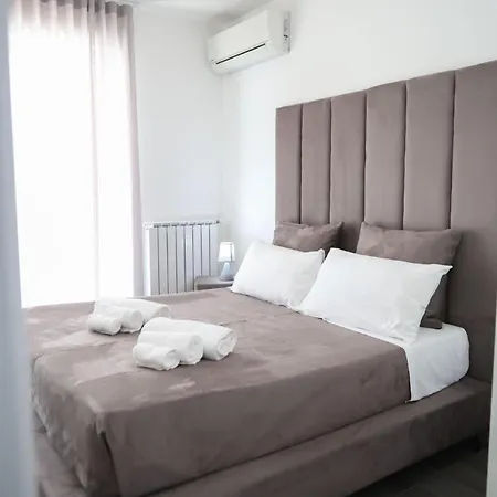 Airport Grey 3* Μπάρι